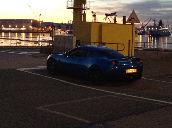 Lagom till sista färjan för kvällen