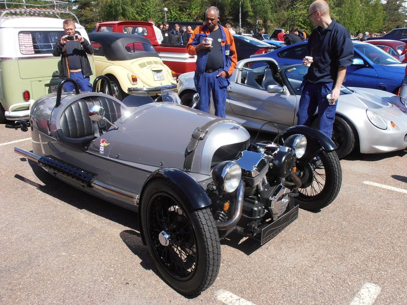 En Morgan framfor Gert Soderbergs Elise.JPG