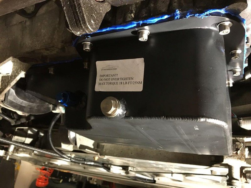 Bafflat oljetråg monterat och klart.jpg