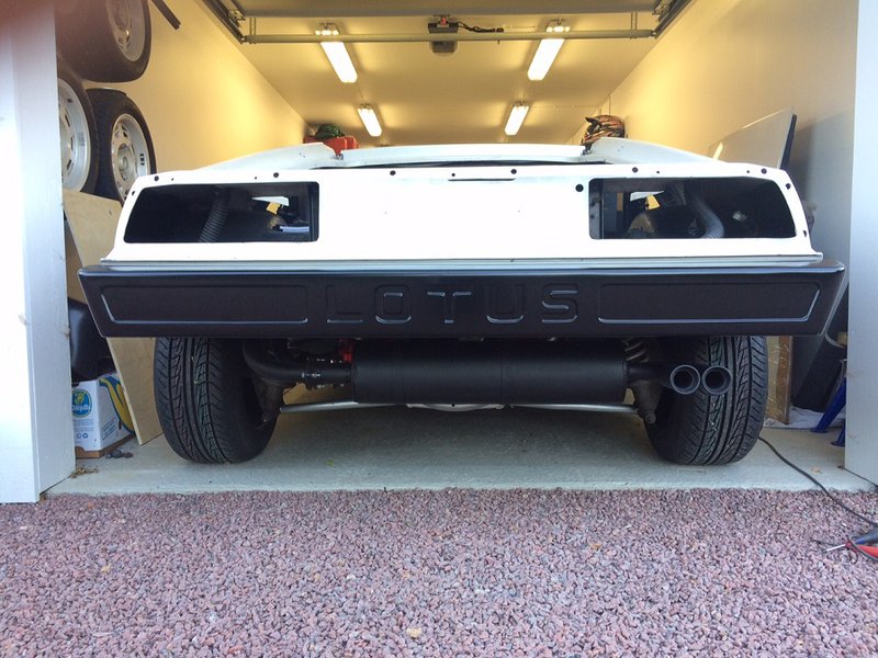 Bakre bumper monterad.jpg