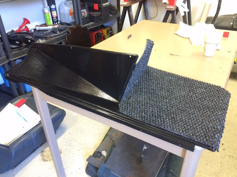 Panel ovan V Tank B2.jpg